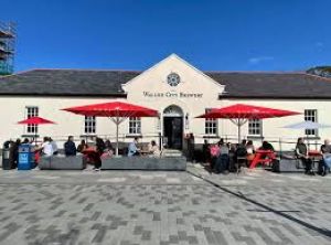 Walled City Brewery, Restaurant
